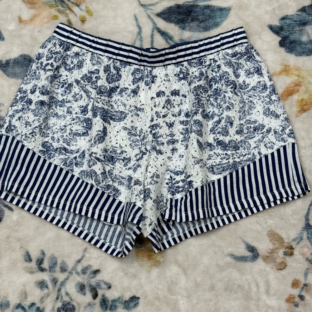 Intimissimi 100% Cotton Blue Lace and Floral and Striped PJ / Beach Shorts Small - Picture 4 of 7